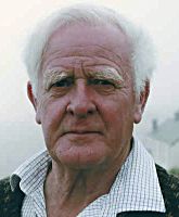 Le Carre: I considered defecting to Soviets Le Carre: I considered defecting to Soviets