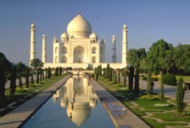 India beefs up security at Taj Mahal after IS threat