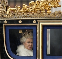 Queen escaped Australian train assassination plo 