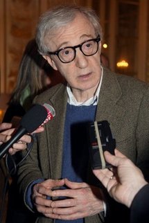 Naomi Watts, 'Slumdog' starlet in new Woody Allen pic Naomi Watts, 'Slumdog' starlet in new Woody Allen pic