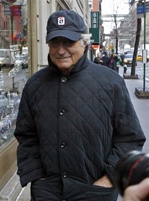 Madoff wakes up to life as prisoner 61727-054 Madoff wakes up to life as prisoner 61727-054