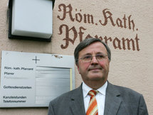 Austrian priest sanctioned for breaking celibacy vow Austrian priest sanctioned for breaking celibacy vow