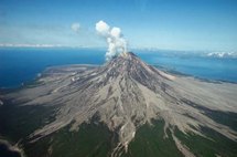 Alaska volcano erupts five times Alaska volcano erupts five times