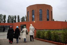 First funeral at Austria's first Muslim cemetery First funeral at Austria's first Muslim cemetery