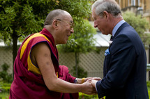 Prince Charles raises Tibet issue in China talks: spokesman Prince Charles raises Tibet issue in China talks: spokesman