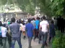 2,200 evacuate rebel-held Damascus district
