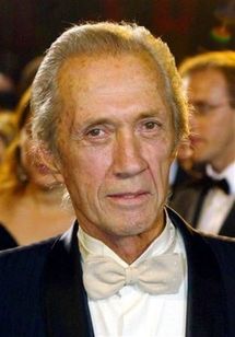 Cult actor Carradine enjoyed lasting B movies to the end Cult actor Carradine enjoyed lasting B movies to the end