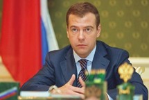 Medvedev warns against imposing democracy on Muslim world Medvedev warns against imposing democracy on Muslim world