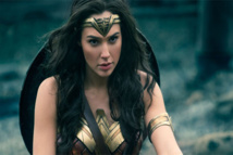 'Wonder Woman' stays strong at box office, leaving 'Mummy' in dust