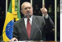 Pressure mounts on Brazilian senate chief