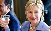 Clinton pledges to boost Bangladesh trade Clinton pledges to boost Bangladesh trade