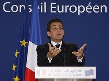 French deserve better than their leaders: Iran's Ahmadinejad French deserve better than their leaders: Iran's Ahmadinejad