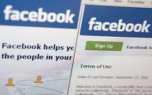 Facebook warns of phony friends asking for cash Facebook warns of phony friends asking for cash