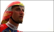 Cycling: Troubled Belgian cyclist Vandenbroucke dead at 34 :report Cycling: Troubled Belgian cyclist Vandenbroucke dead at 34 :report