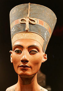70 years on, Nefertiti's new Berlin home opens doors again 70 years on, Nefertiti's new Berlin home opens doors again