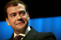 Medvedev pushes reforms under Putin's watchful eye Medvedev pushes reforms under Putin's watchful eye