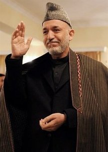 Karzai to be sworn in as US presses for reform