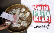 Coins flow in to help Indonesian Facebook Mum Coins flow in to help Indonesian Facebook Mum