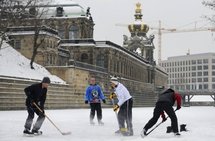 Europeans stock up as no end to cold snap forecast Europeans stock up as no end to cold snap forecast