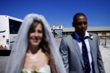 Valentines couples get hitched at Mandela's prison Valentines couples get hitched at Mandela's prison