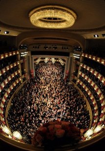 The opening ceremony of Vienna's 54th annual Opera Ball