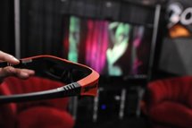 Beware phony 3-D as Hollywood cashes in Beware phony 3-D as Hollywood cashes in
