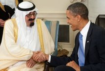 Saudi King Abdullah (left) shakes hands with US President Barack Obama.