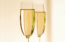Divers find 230-year-old champagne in Baltic shipwreck Divers find 230-year-old champagne in Baltic shipwreck