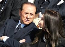 Berlusconi aide was 'liaison' with mafia: court ruling Berlusconi aide was 'liaison' with mafia: court ruling