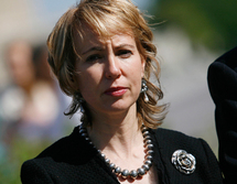 Shot US lawmaker responsive but still critical Shot US lawmaker responsive but still critical