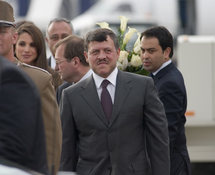 Jordan king fires govt, Islamists slam new PM Jordan king fires govt, Islamists slam new PM