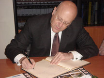 Mikati strives to form govt as Lebanon crisis drags on Mikati strives to form govt as Lebanon crisis drags on