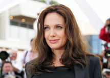 Actress Jolie visits Afghanistan: UNHCR Actress Jolie visits Afghanistan: UNHCR