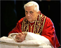 Pope rejects image of 'revolutionary' Christ in new book Pope rejects image of 'revolutionary' Christ in new book