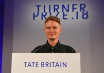 'iPhone artist' Charlotte Prodger wins 2018 Turner Prize