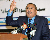 Gulf states press Saleh to quit