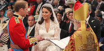 Newlyweds William and Kate kiss as world watches Newlyweds William and Kate kiss as world watches