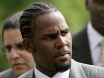 Thousands sign petition to stop singer R Kelly's concerts in Germany