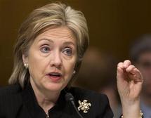 Clinton presses Africans to demand Kadhafi quit Clinton presses Africans to demand Kadhafi quit