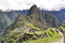 tourists briefly taken hostage in Peru