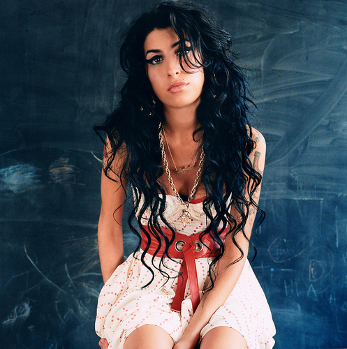 Singer Amy Winehouse found dead aged 27 Singer Amy Winehouse found dead aged 27