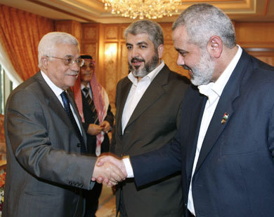 Hamas, Fatah bid to seal reconciliation in Cairo Hamas, Fatah bid to seal reconciliation in Cairo