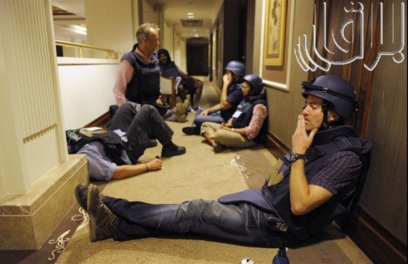 Pro-Kadhafi fighters kidnap four Italian journalists Pro-Kadhafi fighters kidnap four Italian journalists