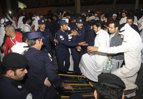 Opposition remains defiant as Kuwait orders crackdown Opposition remains defiant as Kuwait orders crackdown