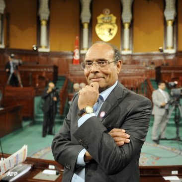 Tunisia swears in opposition stalwart Marzouki as president