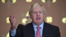 Johnson makes bid to revive Belfast assembly as no-deal Brexit looms