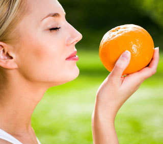 Eating citrus lowers women's stroke risk: study Eating citrus lowers women's stroke risk: study