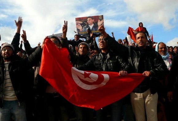 Art dissects Tunisia's revolution, one year on Art dissects Tunisia's revolution, one year on
