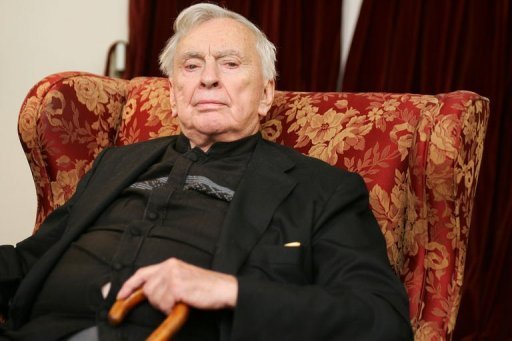 Novelist Gore Vidal dies at age 86: family Novelist Gore Vidal dies at age 86: family