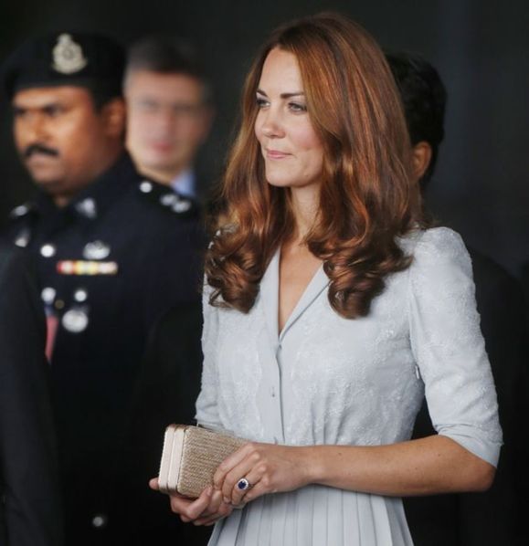 British royals accuse paper of 'greed' over Kate snaps British royals accuse paper of 'greed' over Kate snaps